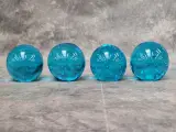 Set van 6 decoratieve turquoise glazen bollen met luchtbellen – foto 2 – kavel bij De Kringwinkel, Gent