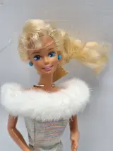 Vintage Barbie & Skipper Poppen Lot - Mattel Poppen met Uitgebreide Kleding- en Accessoireset – foto 6 – kavel bij De Kringwinkel, Gent