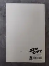 Strips: Sin City vol. 1&2 – foto 6 – kavel bij De Kringwinkel, Gent