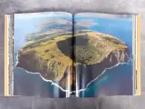 Boek: De Aarde vanuit de hemel - Een portret van onze planeet in vogelperspectief – foto 5 – kavel bij De Kringwinkel, Gent