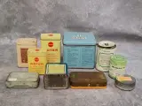 Uitgebreide en historische medische dokterset met Original Record instrumentendoos, diagnostische instrumenten en medicijnblikken – foto 3 – kavel bij De Kringwinkel, Gent
