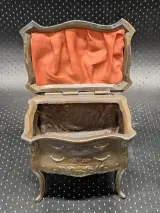 Uniek Antiek Belgisch Sieradenkistje (JANCO, ca. 1920) - Miniatuur Buikkast in Topstaat! – foto 4 – kavel bij De Kringwinkel, Gent