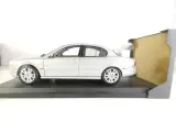 Set van 5 schaalmodellen van Maisto, in schaal 1:18 – foto 6 – kavel bij De Kringwinkel, Heverlee
