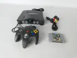 Nintendo 64 NUS-001 (EUR) met controller en game – kavel bij De Kringwinkel, Heverlee