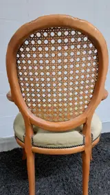 Set van 2 vintage rotan stoelen met armleuning – foto 6 – kavel bij De Kringwinkel, Turnhout
