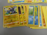 150 Pokémon kaarten in sword en shield blik – foto 4 – kavel bij De Kringwinkel, Diest