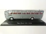 Verzameling schaalmodellen – klassieke auto’s, bussen en Volkswagen-diorama – foto 6 – kavel bij De Kringwinkel, Heverlee