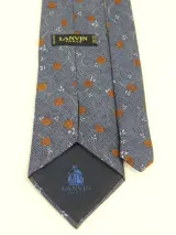 Lot van 4 vintage zijden designerstropdassen - Yves Saint Laurent, Christian Dior, Valentino & Lanvin – foto 6 – kavel bij De Kringwinkel, Antwerpen