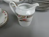 Klassiek porseleinen servies Limoges voor 8 personen – foto 10 – kavel bij De Kringwinkel, Diest