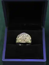 Sterling zilveren florale ring met marcasiet – foto 2 – kavel bij De Kringwinkel, Antwerpen