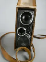 Vintage Eumig 8mm Filmcamera met Leren Tas – foto 2 – kavel bij De Kringwinkel, Diest