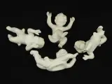 4 Tiny Putti porseleinen biscuitfiguren – foto 2 – kavel bij De Kringwinkel, Antwerpen