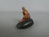 Miniatuur Beeldje van de Kleine Zeemeermin op Steen – foto 2 – kavel bij De Kringwinkel, Diest