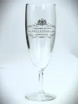 Set van 12 vintage Epernay champagne fluitglazen – foto 4 – kavel bij De Kringwinkel, Antwerpen