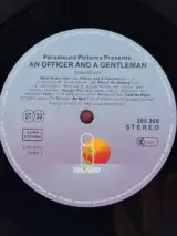 LP: An officer and a gentleman – foto 4 – kavel bij De Kringwinkel, Waardamme