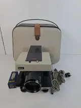 Vintage Rollei P11 Universele Diaprojector – met Originele Koffer & Reservelamp! – foto 2 – kavel bij De Kringwinkel, Waardamme