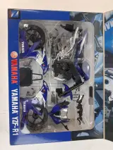 Twee miniatuur motorfiets modelbouwdozen – foto 5 – kavel bij De Kringwinkel, Waardamme