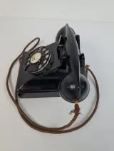 Prachtige Vintage BTMC 2749-RB Draaischijf Telefoon met Stoffen Snoer – Jaren '50 Klassieker! – foto 2 – kavel bij De Kringwinkel, Waardamme
