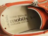 Mobils Terracottakleurige damessneakers met veters en rits in suèdelook – foto 4 – kavel bij De Kringwinkel, Antwerpen