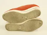 Mobils Terracottakleurige damessneakers met veters en rits in suèdelook – foto 5 – kavel bij De Kringwinkel, Antwerpen