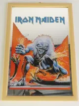 Iron Maiden spiegel met artwork – kavel bij De Kringwinkel, Heverlee