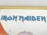 Iron Maiden spiegel met artwork – foto 2 – kavel bij De Kringwinkel, Heverlee