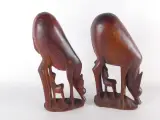 Paar decoratieve houten antilopen met kalf – foto 5 – kavel bij De Kringwinkel, Heverlee
