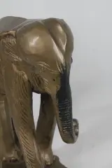 Handgesneden houten olifant – foto 4 – kavel bij De Kringwinkel, Brecht