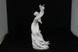 'Millennium' porseleinen figuur – kavel bij De Kringwinkel, Brecht