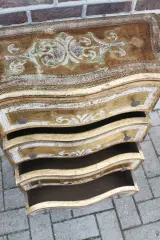 Vintage Italiaanse commode – foto 7 – kavel bij De Kringwinkel, Brecht