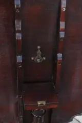 Klassieke antieke tripoortafel – foto 7 – kavel bij De Kringwinkel, Brecht