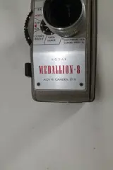 Cine-Kodak Medallion 8 Movie Camera – foto 6 – kavel bij De Kringwinkel, Brecht