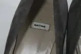 Natan grijze suède pumps - Maat 38 – foto 6 – kavel bij De Kringwinkel, Brecht