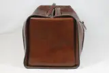 Vintage bruine lederen weekendtas – foto 4 – kavel bij De Kringwinkel, Brecht