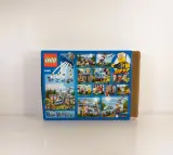 LEGO City 4440 Forest Police Station en 7741 Police Helicopter – foto 3 – kavel bij De Kringwinkel, Turnhout