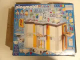 Playmobil City Life groot ziekenhuis (70190) – foto 2 – kavel bij De Kringwinkel, Leopoldsburg