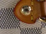 Louis Vuitton grote handtas met ruitpatroon en leren details – foto 5 – kavel bij De Kringwinkel, Heverlee