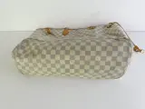 Louis Vuitton grote handtas met ruitpatroon en leren details – foto 7 – kavel bij De Kringwinkel, Heverlee