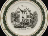 Set van 6 vintage Dessertborden met straatzichten uit Deurne beperkte oplage gesigneerd door de kunstenaar G. Swaenenpoel – foto 8 – kavel bij De Kringwinkel, Antwerpen