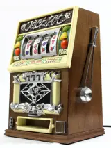 Illuminated Radio Slot Machine | AM/FM [1970] – foto 3 – kavel bij De Kringwinkel, Dilsen