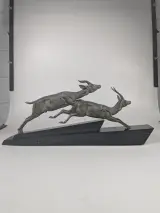 Kunstbronzen Art Deco beeld van 2 rennende gazelles – kavel bij De Kringwinkel, Sint-Niklaas