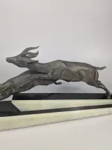 Kunstbronzen Art Deco beeld van 2 rennende gazelles – foto 7 – kavel bij De Kringwinkel, Sint-Niklaas