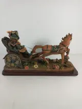 Decoratief beeldje met paard en koets met kinderen – foto 4 – kavel bij De Kringwinkel, Turnhout