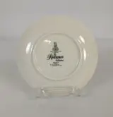 Set fijn porselein servies met bloemenmotief en gouden rand – foto 10 – kavel bij De Kringwinkel, Turnhout
