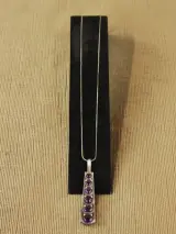 Sterling zilveren slangenketting met amethistenhanger – foto 3 – kavel bij De Kringwinkel, Antwerpen