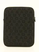 Marc by Marc Jacobs tabletbeschermer - zo goed als nieuw – foto 4 – kavel bij De Kringwinkel, Antwerpen