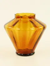 Vintage handgeblazen amberkleurige vaas – kavel bij De Kringwinkel, Antwerpen
