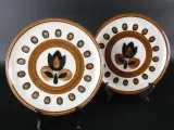 Boch La Louvière "Kimono", handbeschilderde set van 6 keramische borden – foto 3 – kavel bij De Kringwinkel, Heverlee