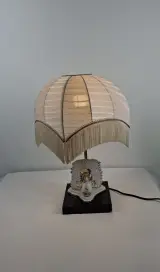 Vintage tafellamp met pauw en stoffen kap – kavel bij De Kringwinkel, Oudenaarde
