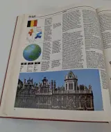 Informatief boek 'De hele wereld in woord en beeld' door T. van der Velde – foto 8 – kavel bij De Kringwinkel, Geraardsbergen